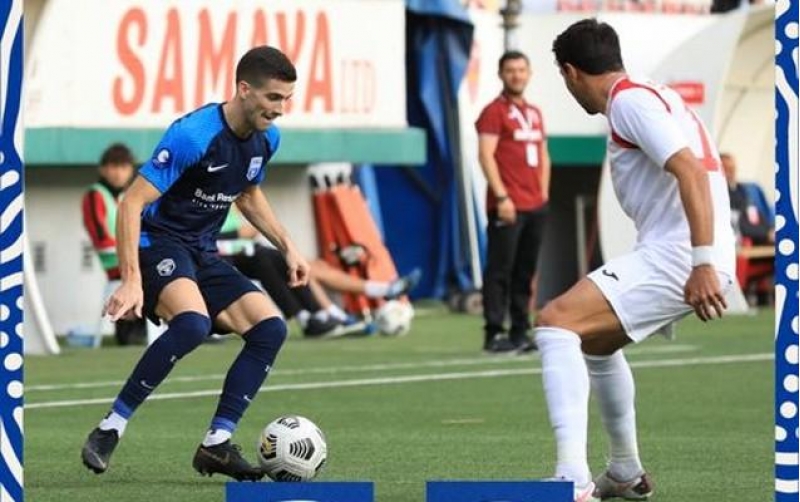 keshlenin-movsumde-ilk-qelebesi