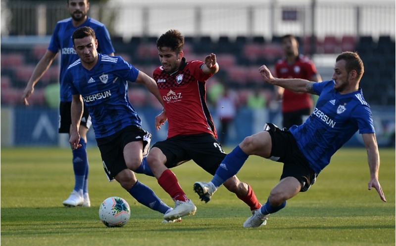 qarabagla-qebele-liderlik-savashinda