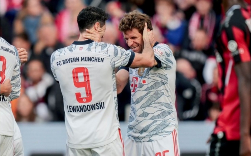 bavariya-bayeri-darmadagin-etdi