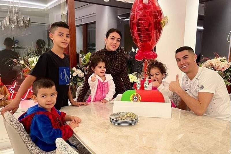 ronaldo-5-ci-defe-ata-olacaq