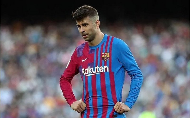 barselonadan-ayrilacagini-achiqlayan-pike-kluba-jest-edib