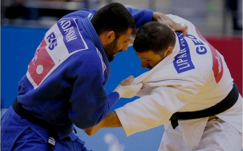 rusiya-millisinin-ermeni-cudochusu-bakiya-gelecek-heyetden-chixarilib