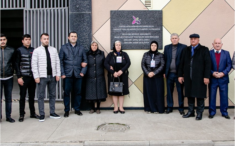 bakcell-arenada-shehidlerin-adina-xatire-lovhesi-achilib
