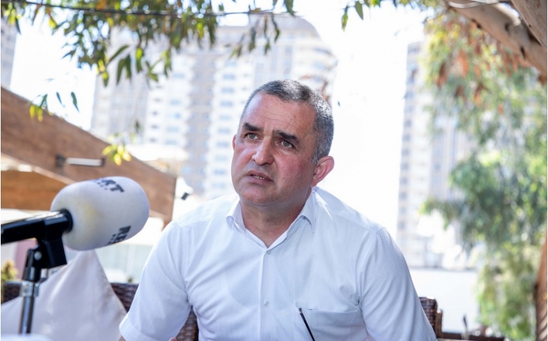 terlan-ehmedov-sohbeti-xencerle-churutmek-isteyirdiler