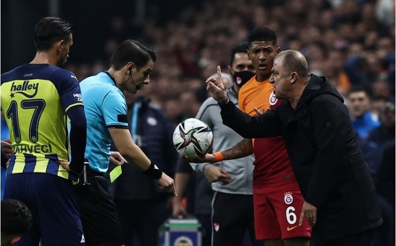 fatih-terime-5-oyunluq-ceza-verilib