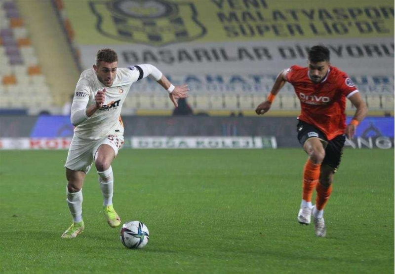 qalatasaray-bele-xal-itirdi-2