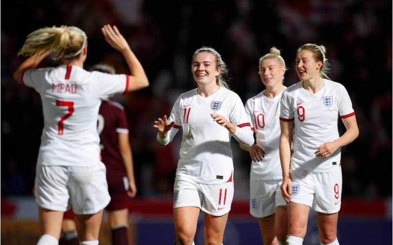 reqibine-20-top-vuran-ingiltere-millisi-rekordlara-imza-atib