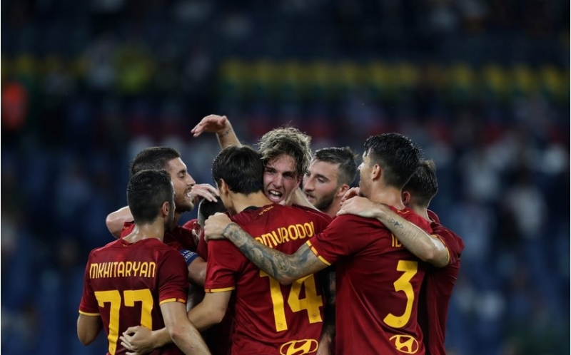 romada-koronavirusa-yoluxan-futbolchularin-sayi-artib