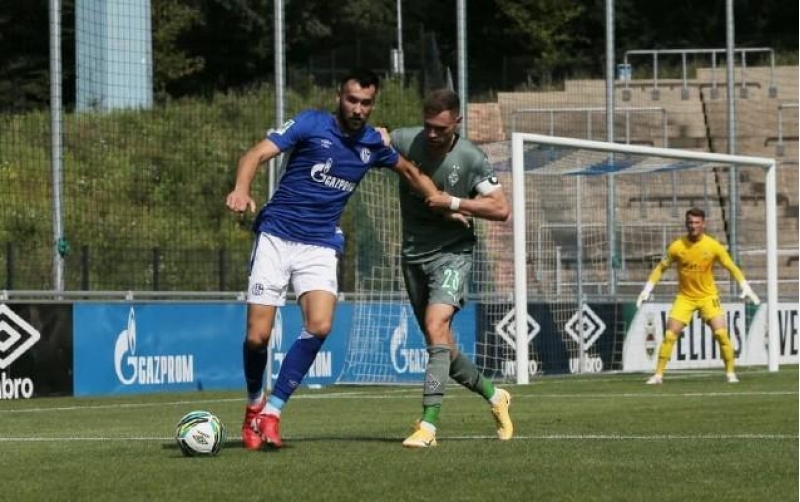 futbolchumuz-shalkenin-esas-komandasinda