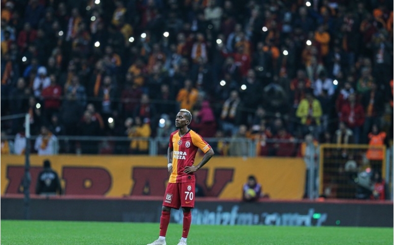 afrikali-futbolchu-novbeti-defe-qalatasaraya-qayidir