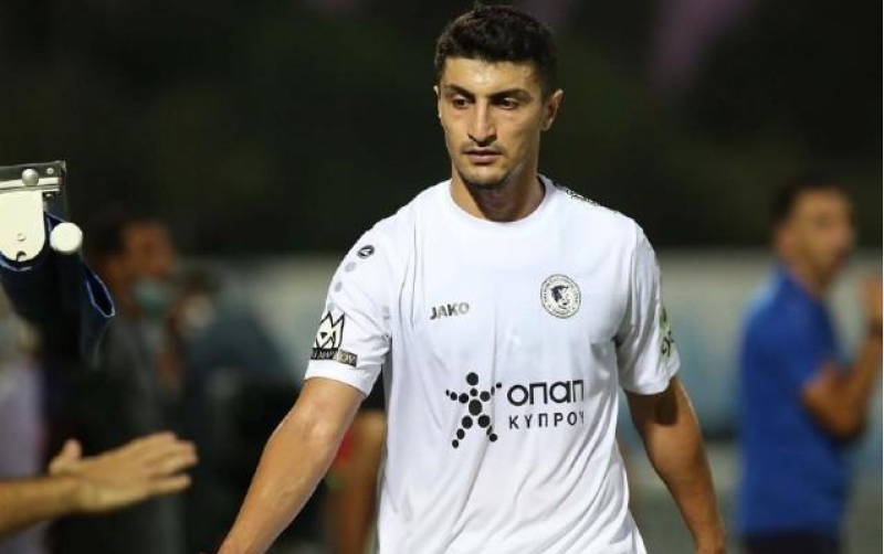 arazdan-qol-oturmesi-etnikosdan-qelebe