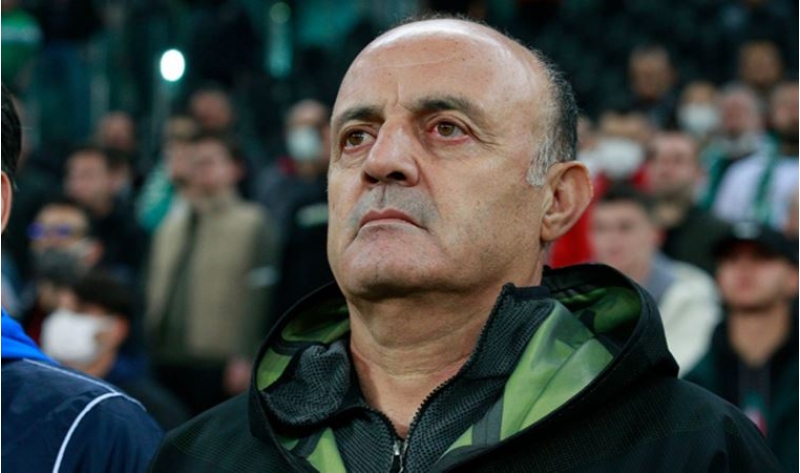 namik-elesgerov-bash-meshqchisiz-qaldi