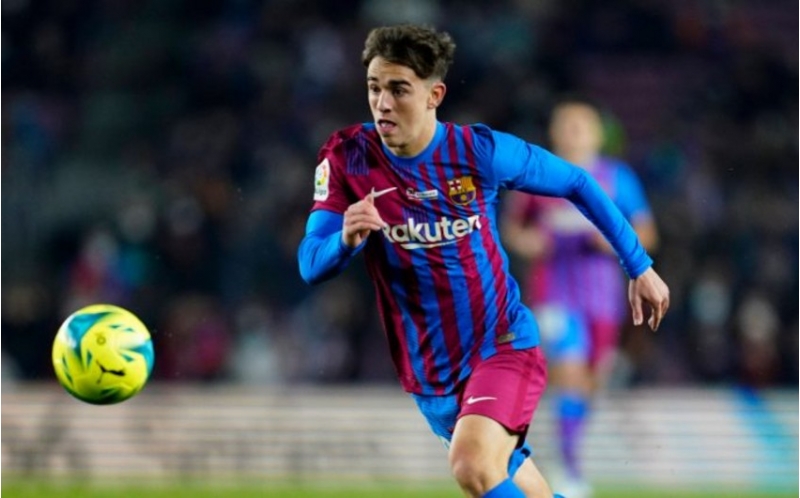 barselonanin-futbolchusu-messinin-ugurunu-geride-qoyub