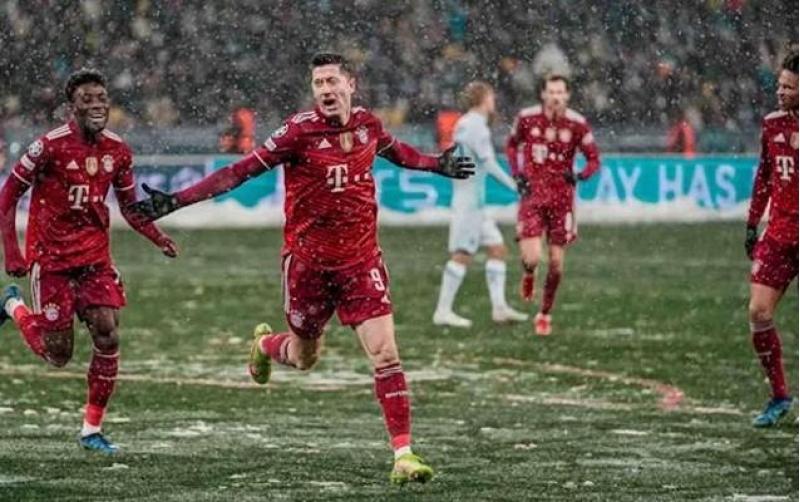 levandovski-muller-ve-noyer-qalir