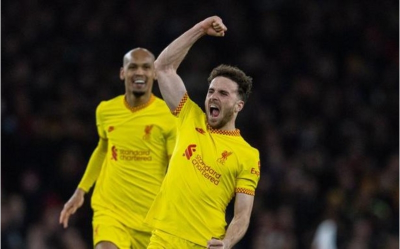 liverpul-yeni-rekorda-imza-atib