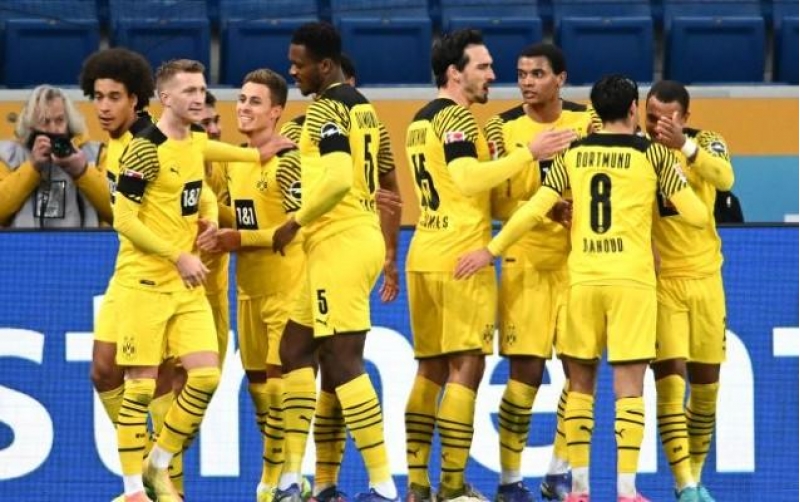 borussiya-seferde-uch-xal-qazandi