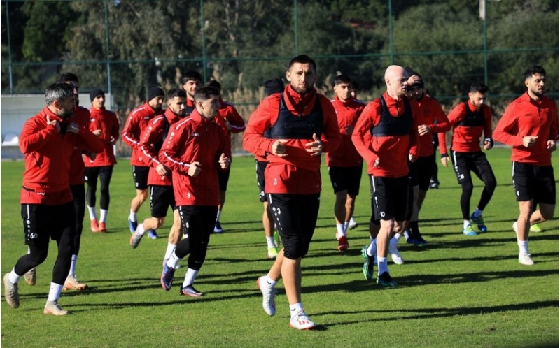 sumqayit-azerbaycan-premyer-liqasinda-100-cu-qelebesini-qazanib