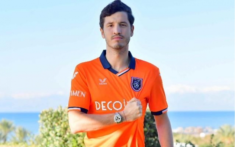 beshiktash-yarimmudafiechisini-icareye-verdi