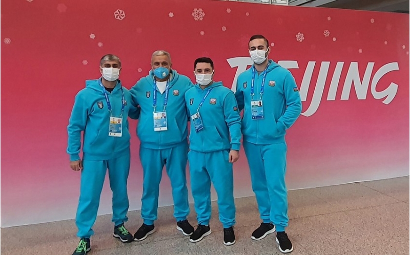 azerbaycan-numayende-heyeti-pekine-chatib