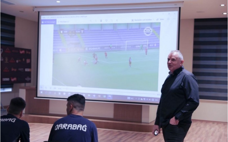 qarabag-klubunun-futbolchulari-uchun-seminar-kechirilib