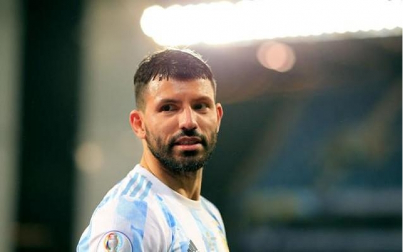 argentina-millisinin-kechmish-futbolchusu-yeniden-futbola-qayida-biler-