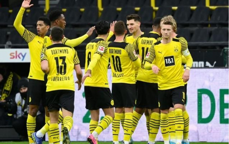 borussiya-qol-shousu-ile-qelebe-qazandi