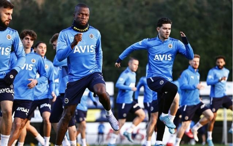 fenerbaxcha-praqaya-4-itki-ile-getdi