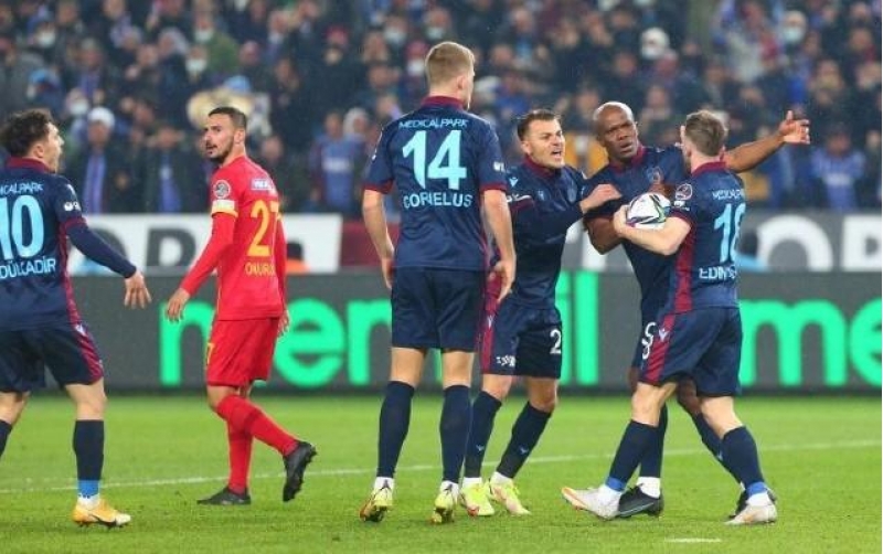 trabzonspordan-ezmkar-qelebe