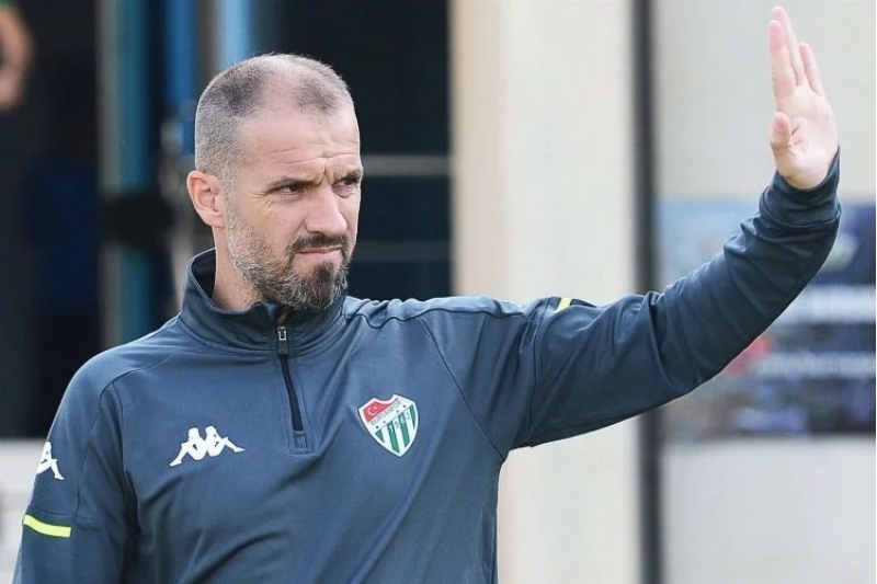 bursasporun-yeni-bash-meshqchisi-mueyyenleshdi