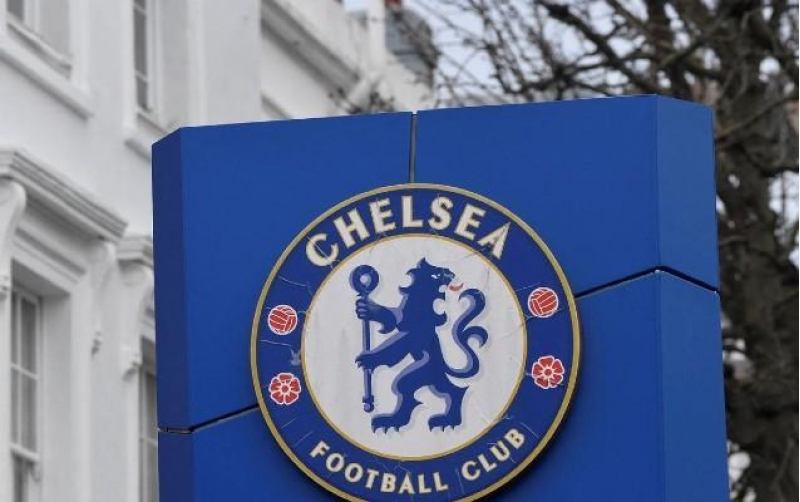 200-e-yaxin-investor-chelsini-almaq-isteyir