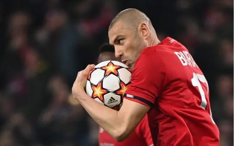 burak-yilmaz-beshiktashda-2