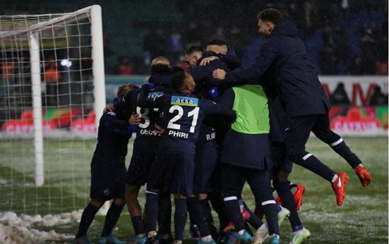 trabzonspor-ve-kayserispor-uduzdu