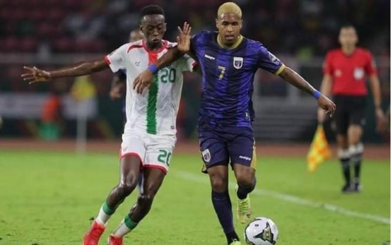 qarabagin-futbolchusu-oynadi-millisi-qalib-geldi