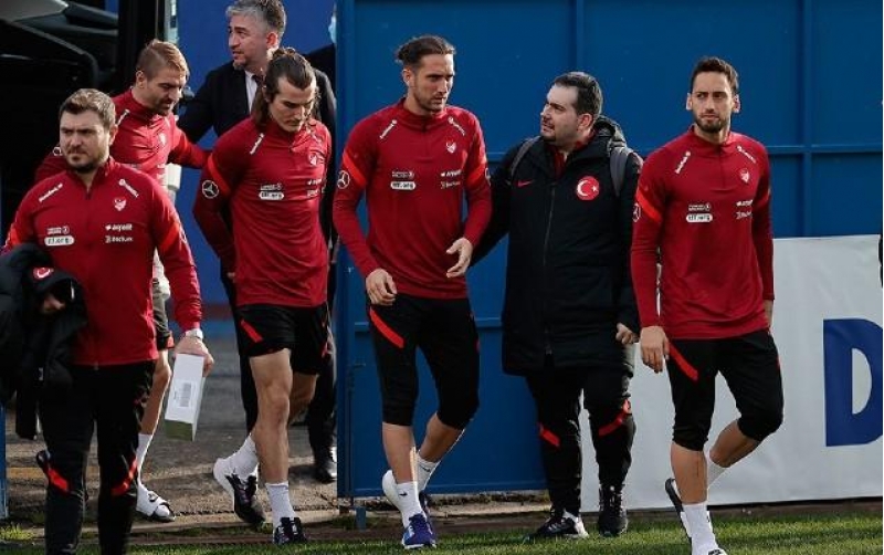 turkiye-millisinin-uch-uzvu-heyetden-chixarildi