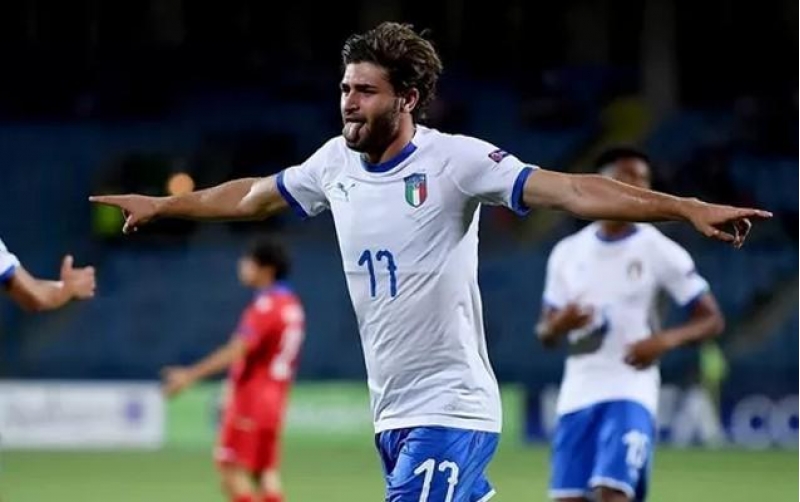 italiya-millisinin-uzvu-hebs-edildi