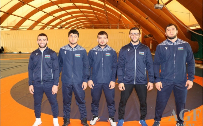 avropa-chempionati-azerbaycanin-daha-5-yunan-roma-guleshchisi-medal-qazana-biler