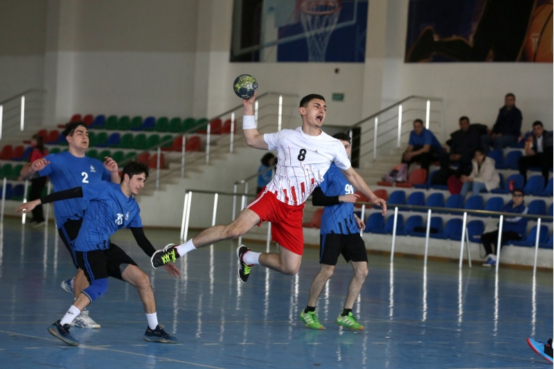 hendbol-uzre-azerbaycan-chempionatinda-novbeti-oyunlar-olub-2