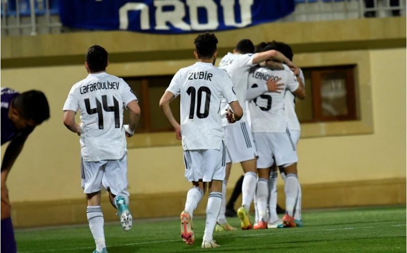 fransali-futbolchu-qarabagda-150-ci-oyununu-kechirib