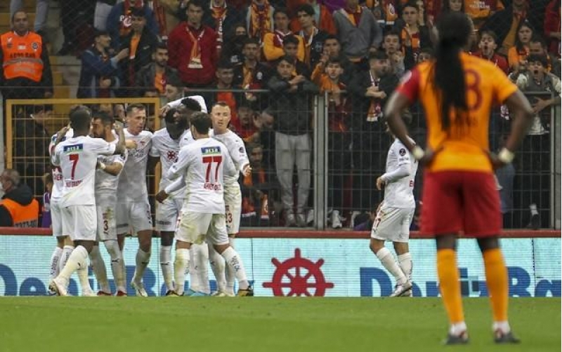 qalatasarayin-ev-meglubiyyeti