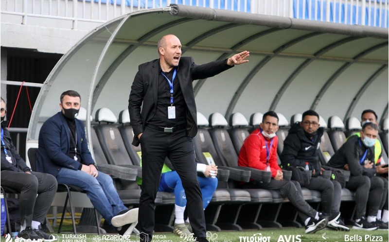 neftchinin-mushahide-shurasi-samir-abasovla-bagli-qerar-verecek