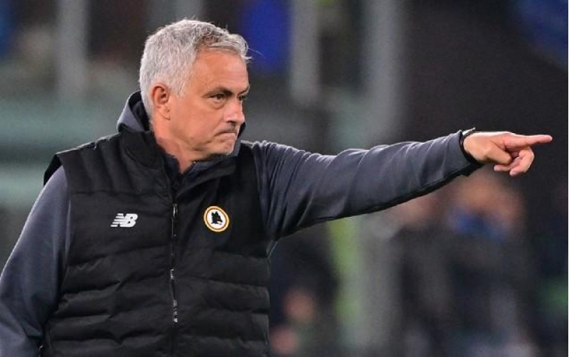 mourinyo-esebileshdi-8-ci-yeri-tutmagimizi-isteyenler-var