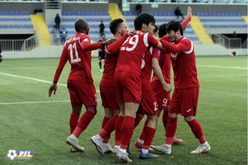 shamaxidan-gedecek-daha-4-futbolchu