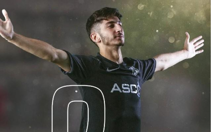 haciyev-komandada-qaldi