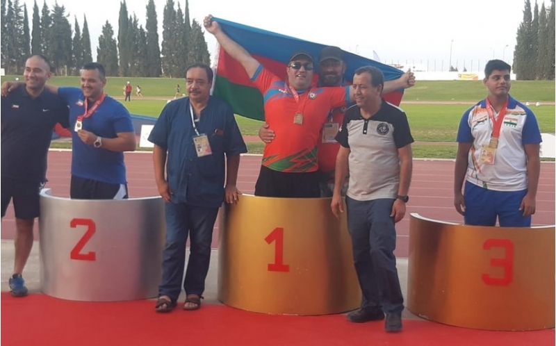 azerbaycanin-iki-para-atleti-tunis-qran-prisinde-qizil-medal-qazanib