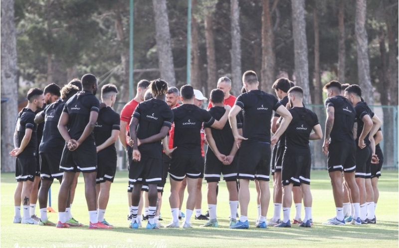 neftchi-turkiye-klubu-ile-uz-uze-gelecek