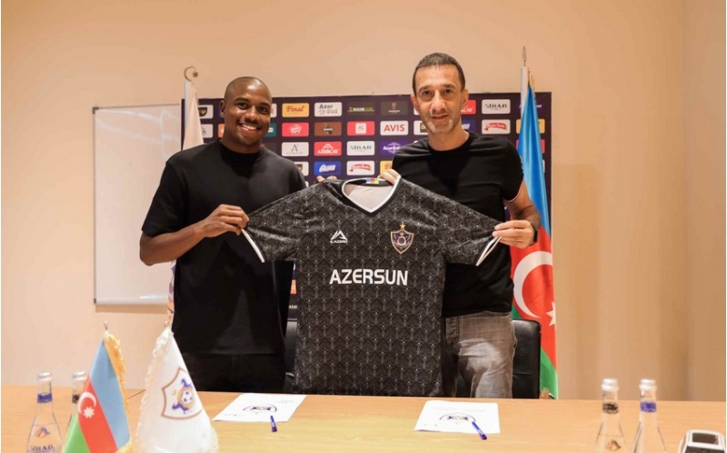 qarabagin-braziliyali-futbolchu-uchun-odediyi-mebleg-belli-olub