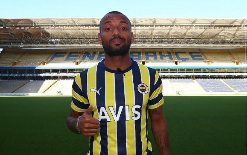 fenerbagcha-braziliyali-futbolchu-aldi