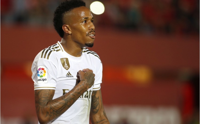 real-madrid-futbolchusu-ile-muqavileni-uzadir