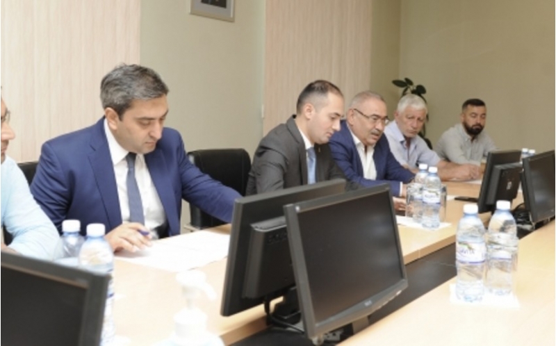 pfl-e-yeni-prezident-sechilib