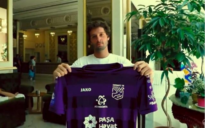 sumqayit-portuqaliyali-futobolchu-aldi